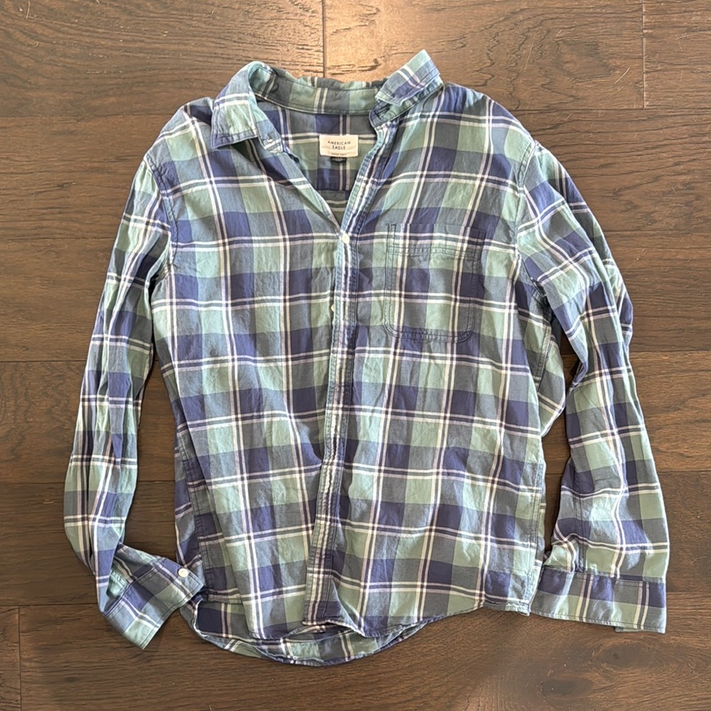 American Eagle Outfitters Blue and Green Casual Button Down Shirt